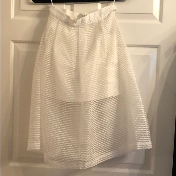 Ark & Co. white skirt - Picture 1 of 3
